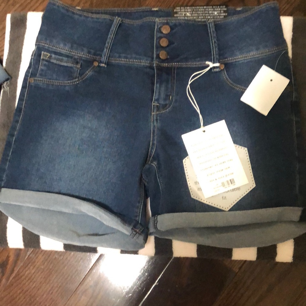 Ava and Alex Petite shorts